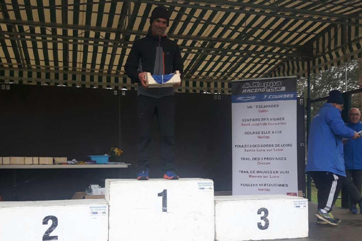 0223 podium yann